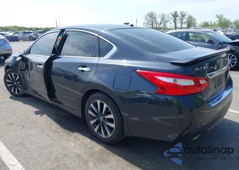 2017 Nissan Altima 2.5 Sl из США, поврежденный, VIN 1N4AL3AP8HC127880